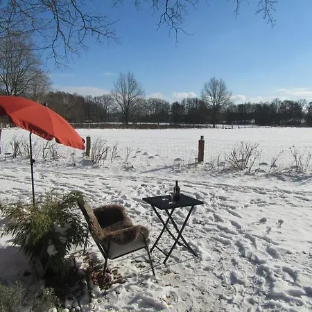 Blockhuette 35 Km Noerdlich Von Hamburg 펜션 *